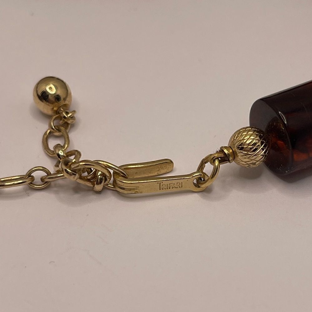 Rare vintage crown  TRIFARI Bakelite choker necklace - Picture 9 of 14